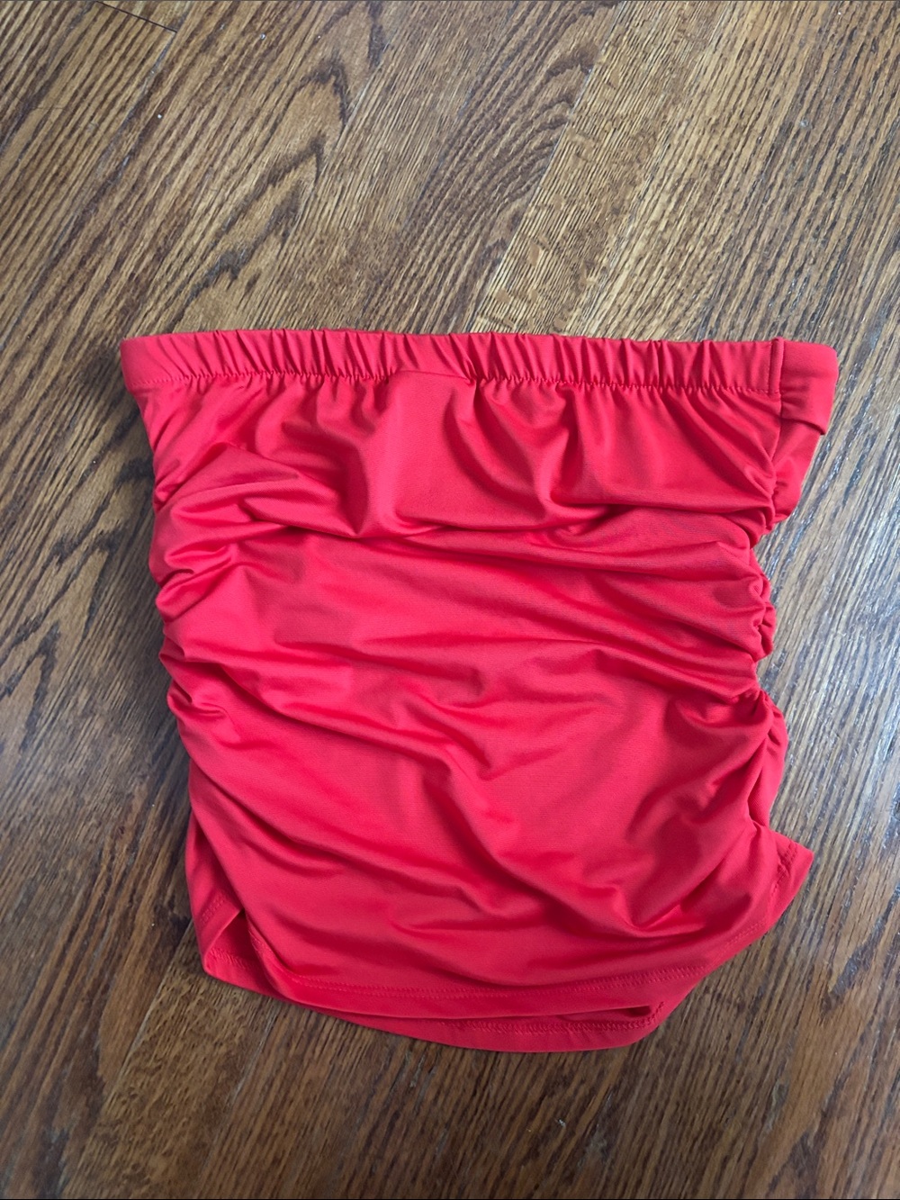 Red Strapless Ruched Tube Top - Picture 2 of 8